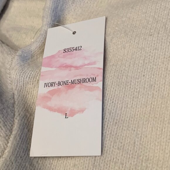 Puppy Dog Sweater NWT size L - Picture 14 of 14